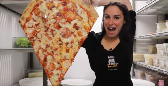 משולש פיצה גדול